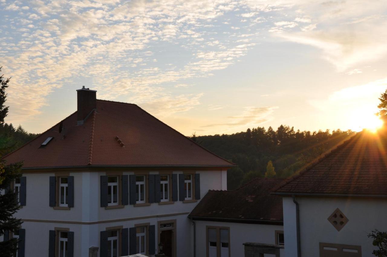 Ferienwohnung Altes Pfarrhaus Bargen Esterno foto