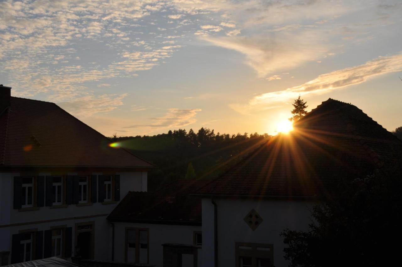 Ferienwohnung Altes Pfarrhaus Bargen Esterno foto