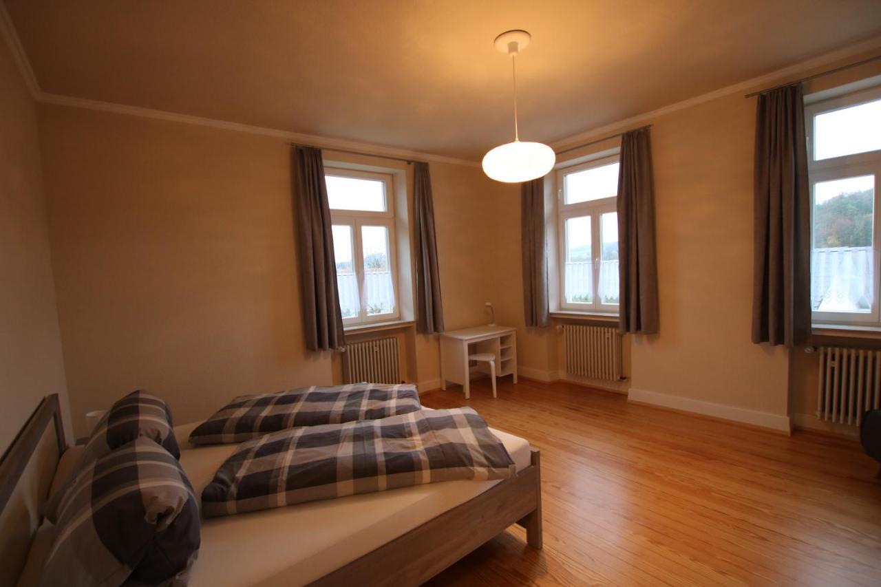Ferienwohnung Altes Pfarrhaus Bargen Esterno foto