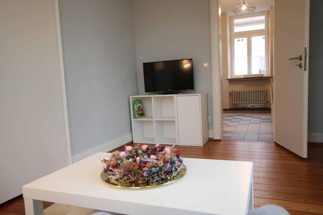Ferienwohnung Altes Pfarrhaus Bargen Esterno foto